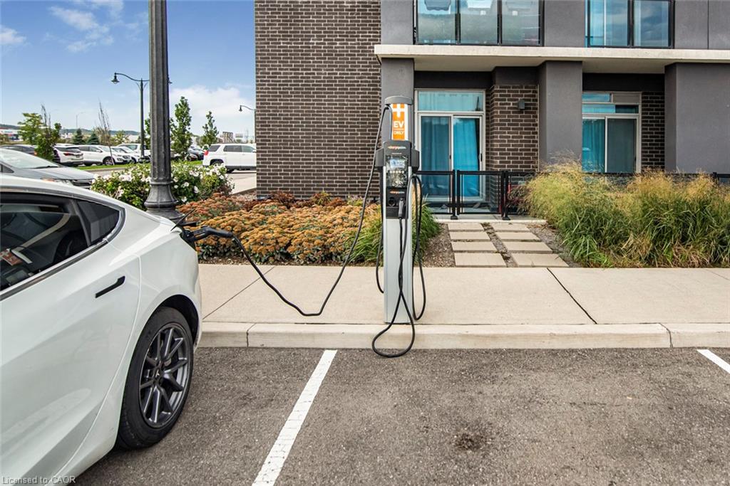 120-16 Concord Place Property Photo 32