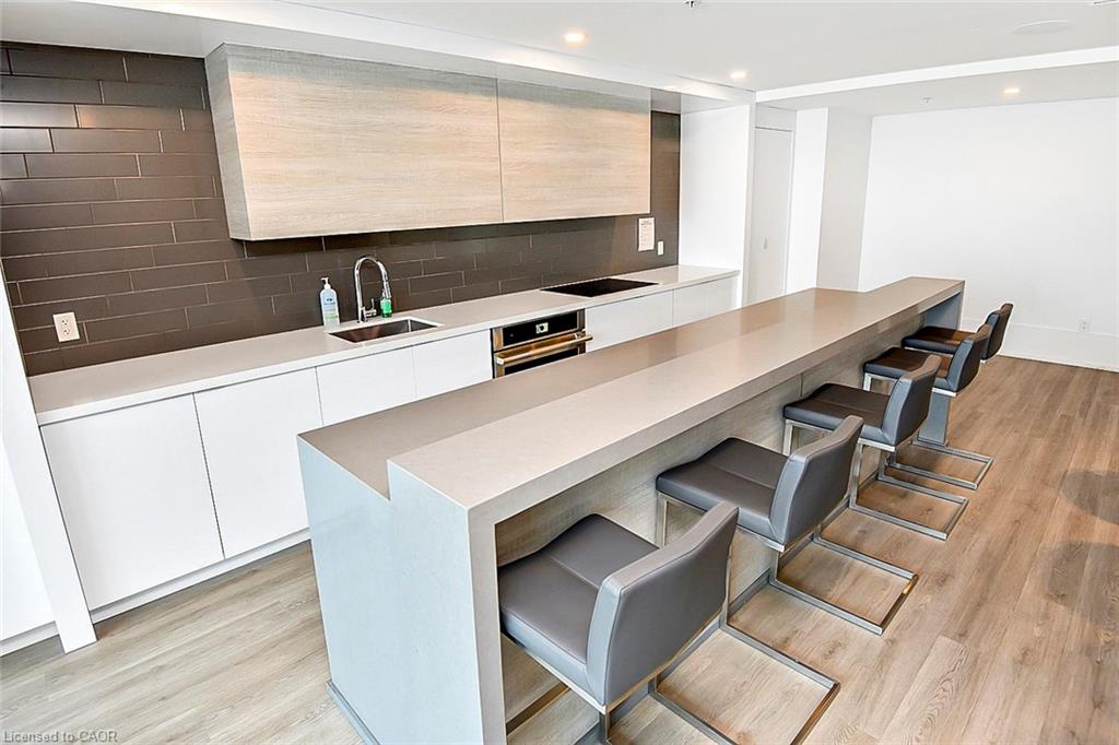 120-16 Concord Place Property Photo 42