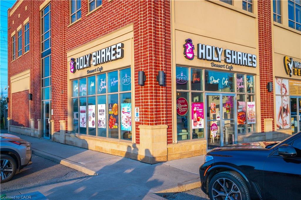 61 James Snow Pkwy Property Photo 2