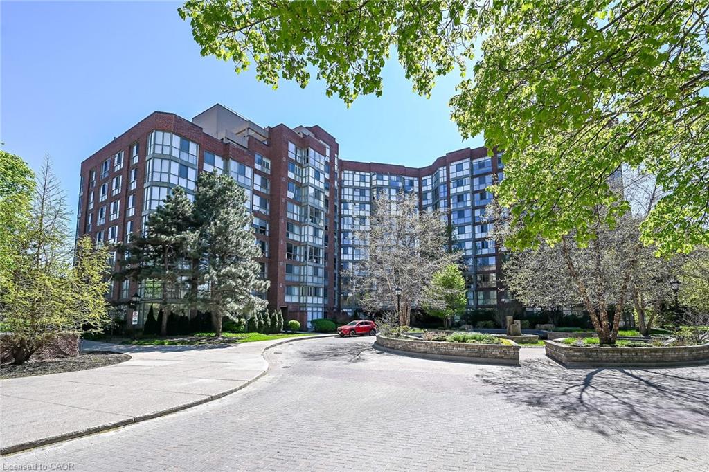 224-22 Southport Street Property Photo 1