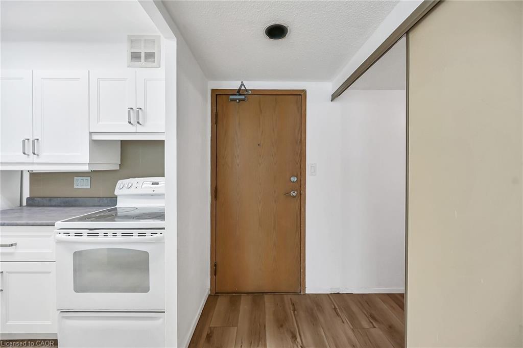 224-22 Southport Street Property Photo 5