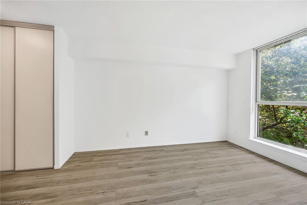 224-22 Southport Street Property Photo 15