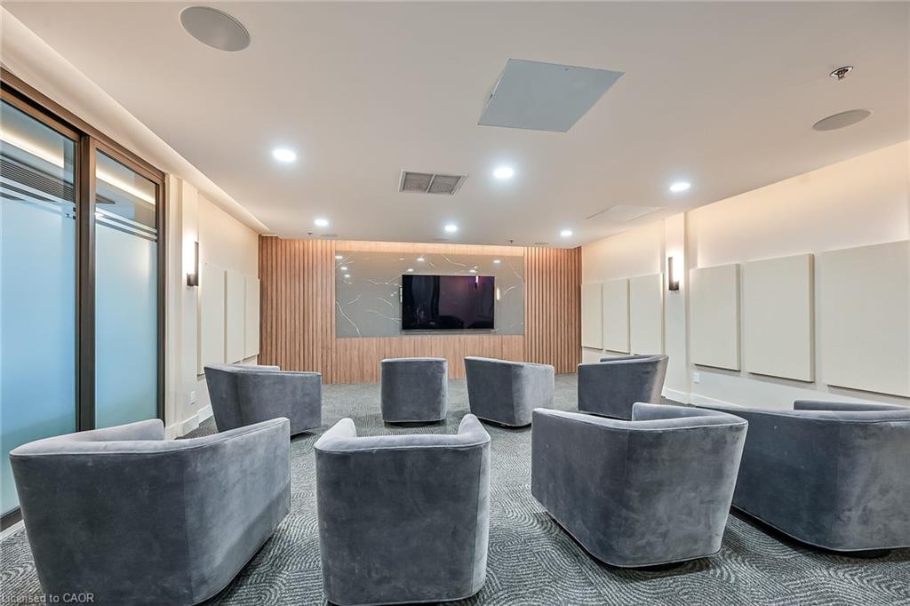 224-22 Southport Street Property Photo 23