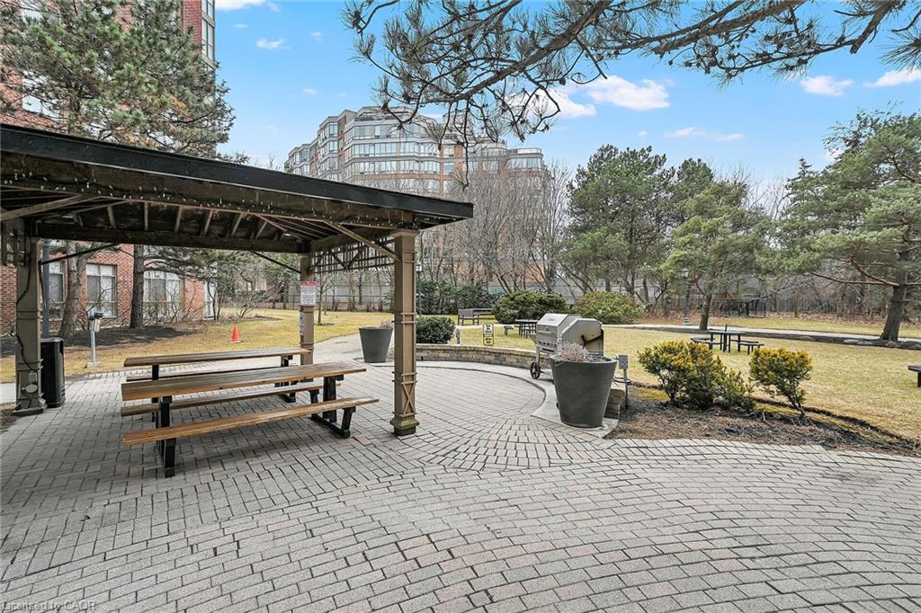 224-22 Southport Street Property Photo 41