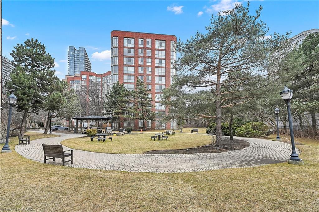 224-22 Southport Street Property Photo 42