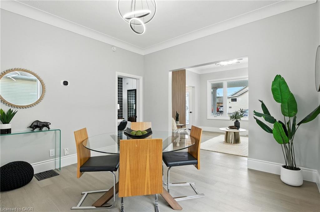 6294 Ker Street Property Photo 6