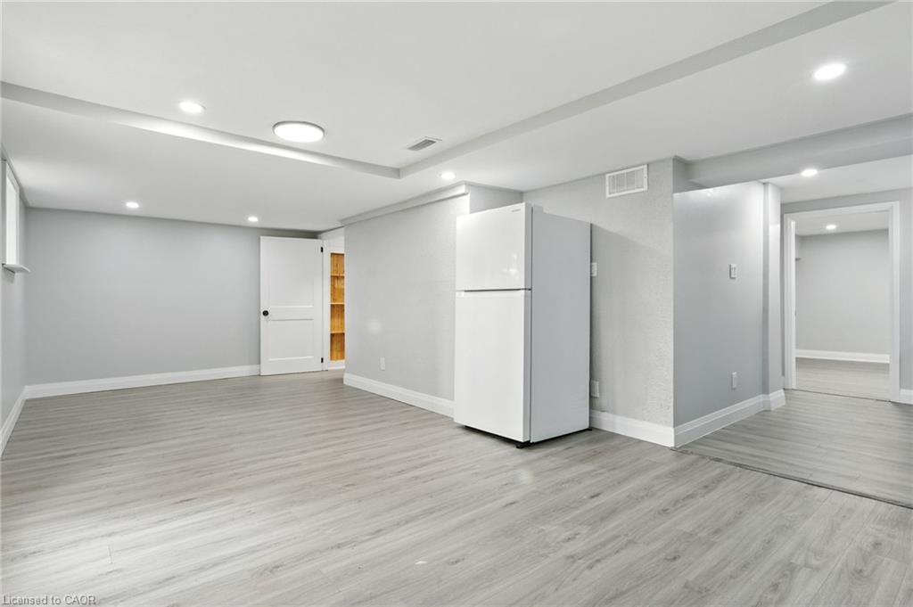 6294 Ker Street Property Photo 14