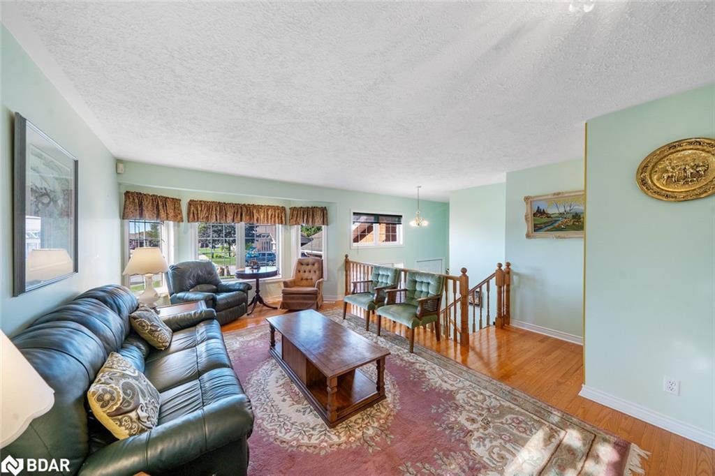 30 Charles Street Property Photo 7