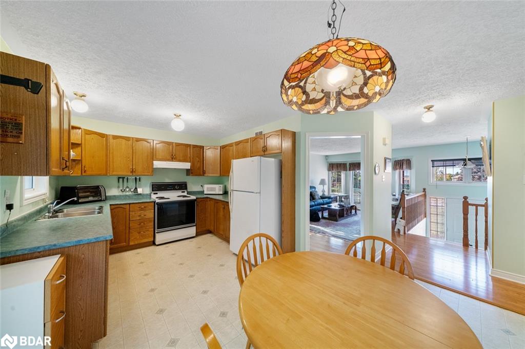 30 Charles Street Property Photo 11