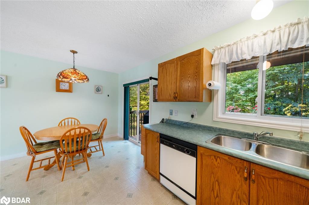 30 Charles Street Property Photo 13