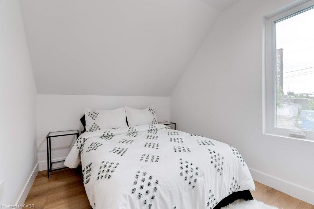 8 Whitfield Avenue Property Photo 25