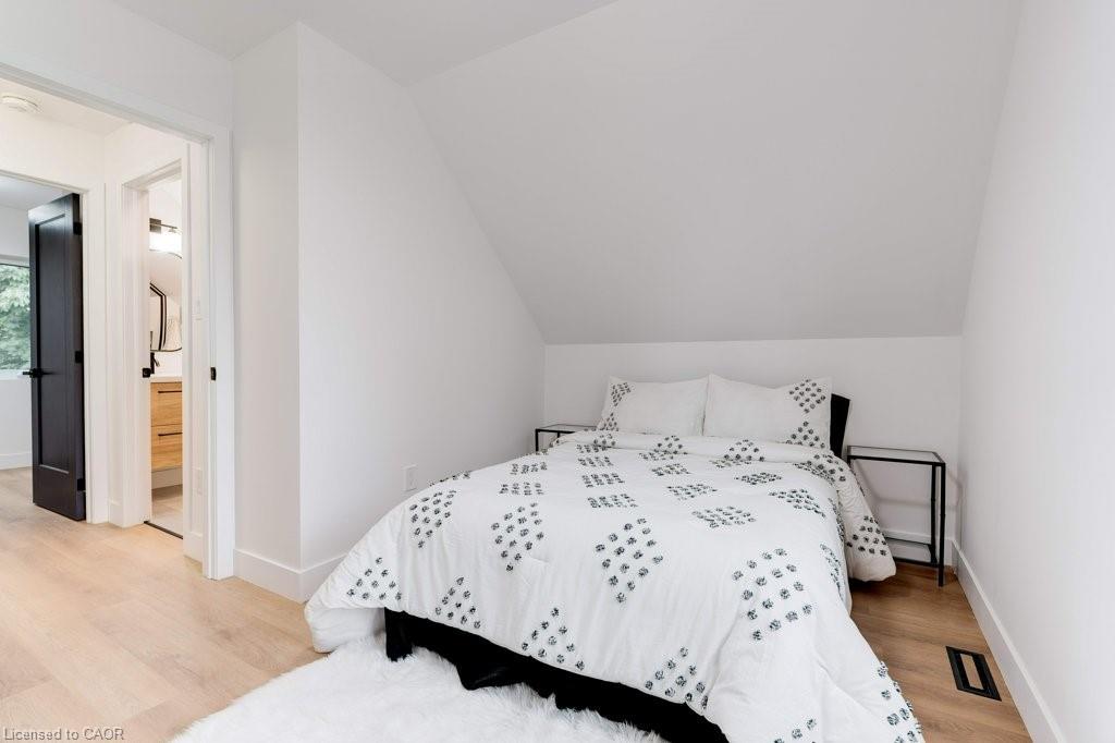 8 Whitfield Avenue Property Photo 29