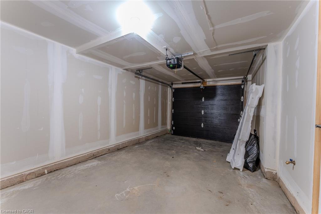 30-720 Grey Street Property Photo 18