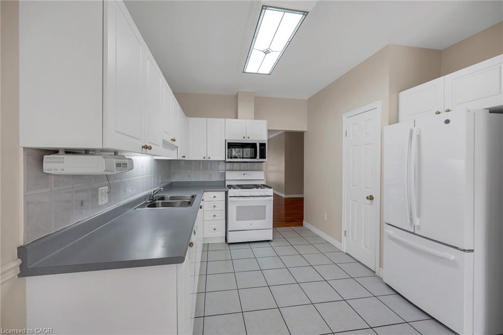 46 Northernbreeze Street Property Photo 15