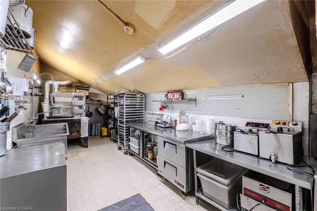 4 Albert Street Property Photo 13