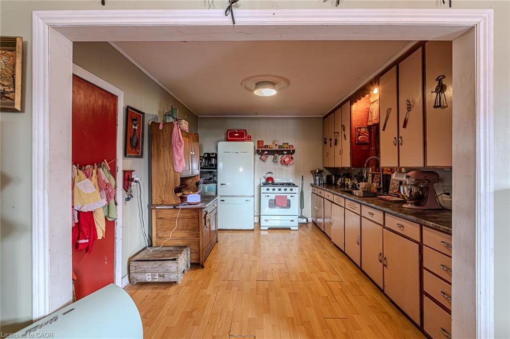 4 Albert Street Property Photo 25