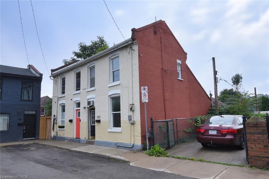 122 Evans Street Property Photo 2