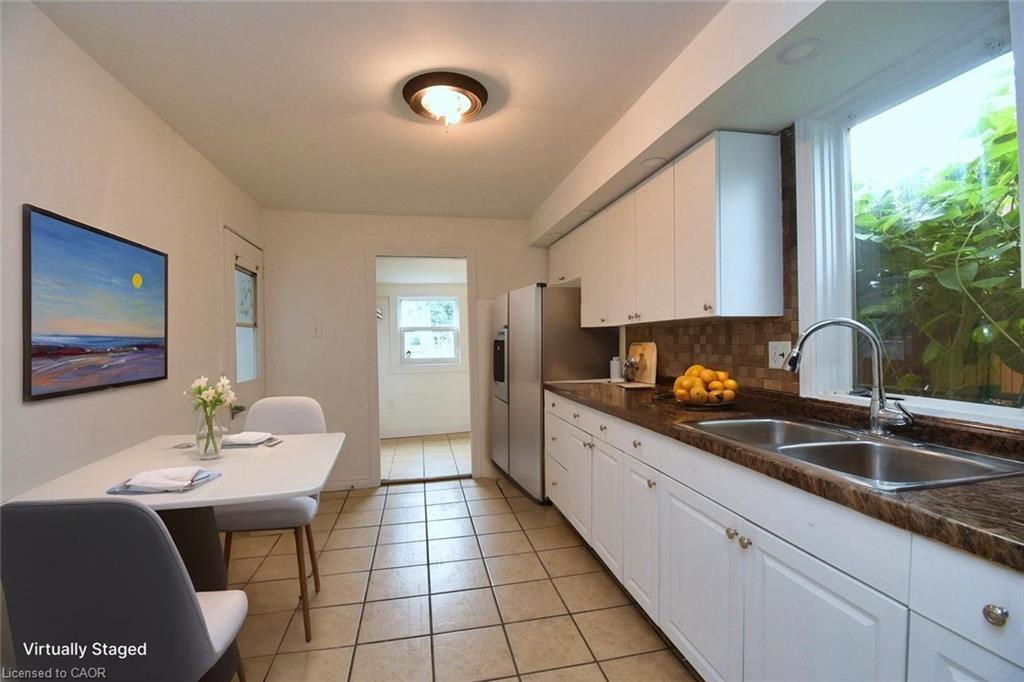 122 Evans Street Property Photo 16