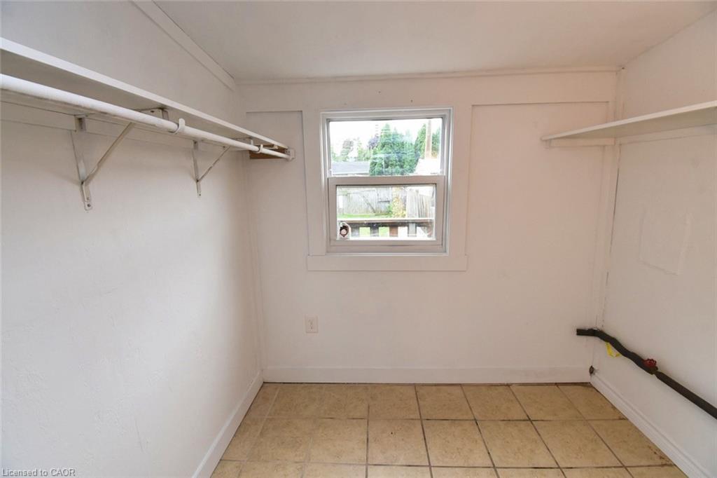 122 Evans Street Property Photo 17