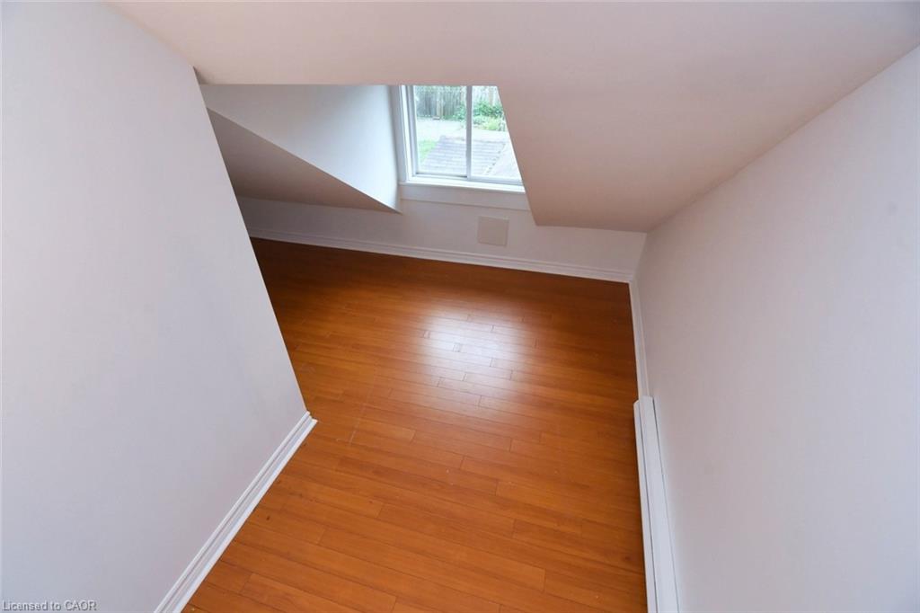 122 Evans Street Property Photo 24