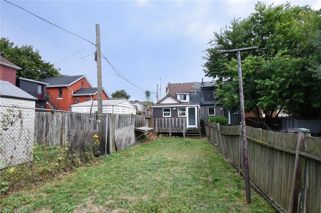 122 Evans Street Property Photo 31