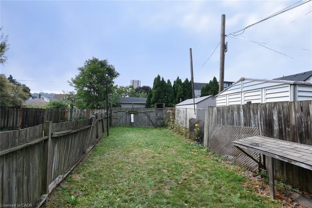 122 Evans Street Property Photo 32