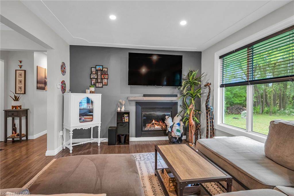 4539 Highway 6 Property Photo 14