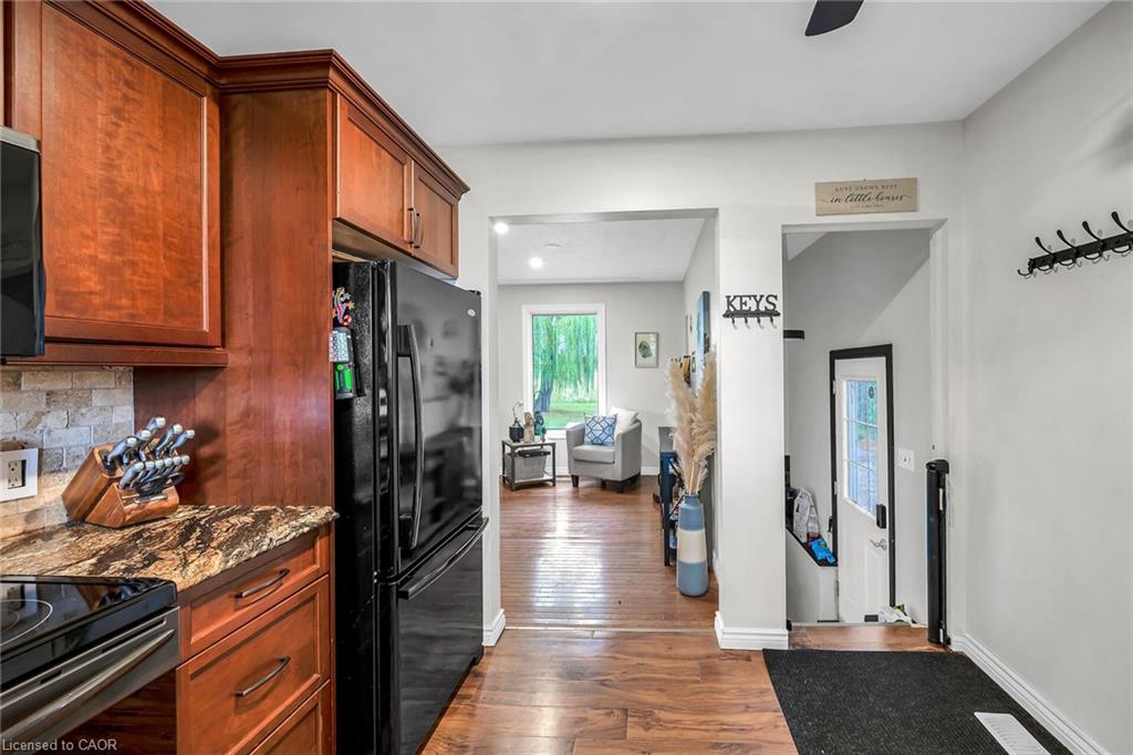 4539 Highway 6 Property Photo 19