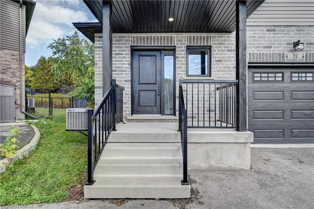 31 Crab Apple Court Property Photo 3