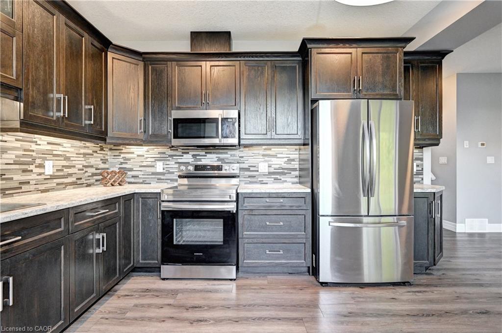 31 Crab Apple Court Property Photo 13