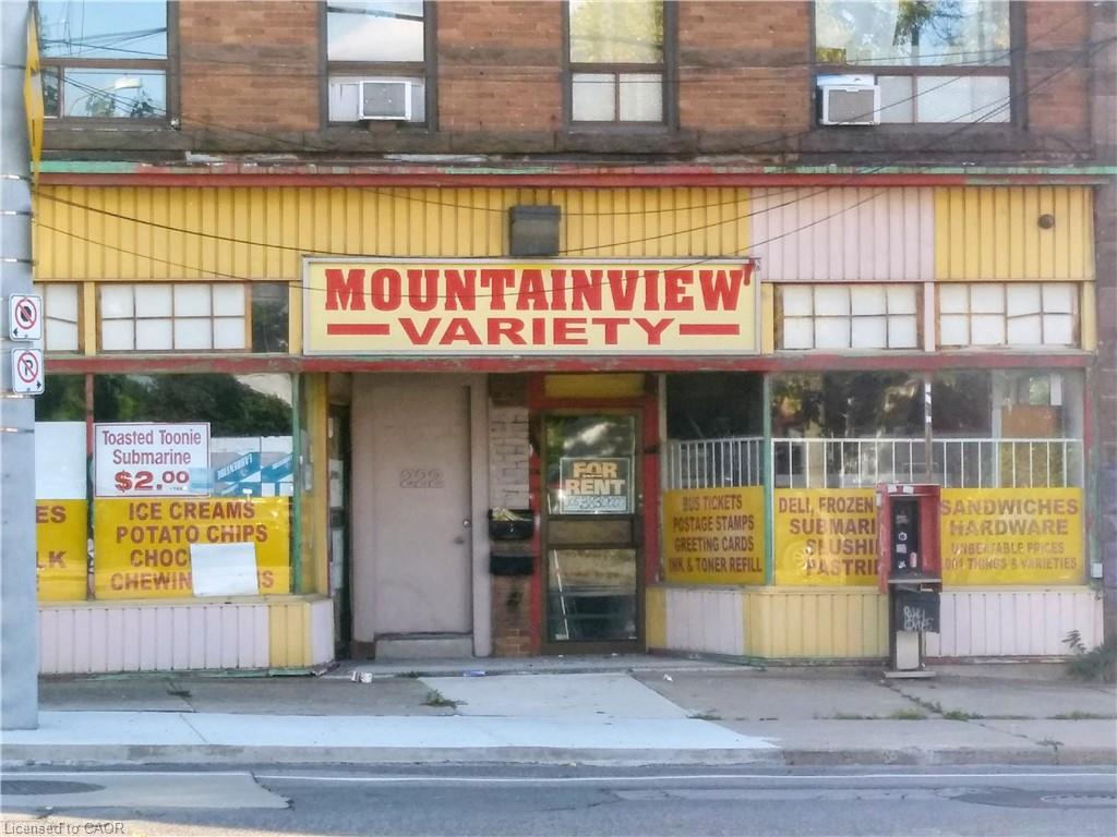 224 Wentworth Street S Property Photo 2