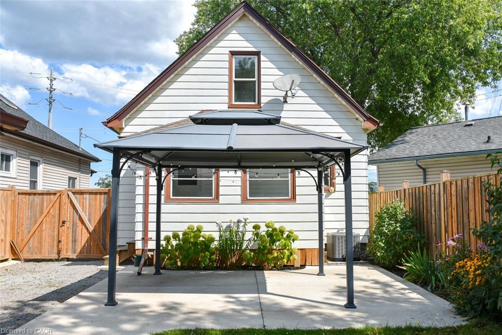 22 Bertram Street Property Photo 3