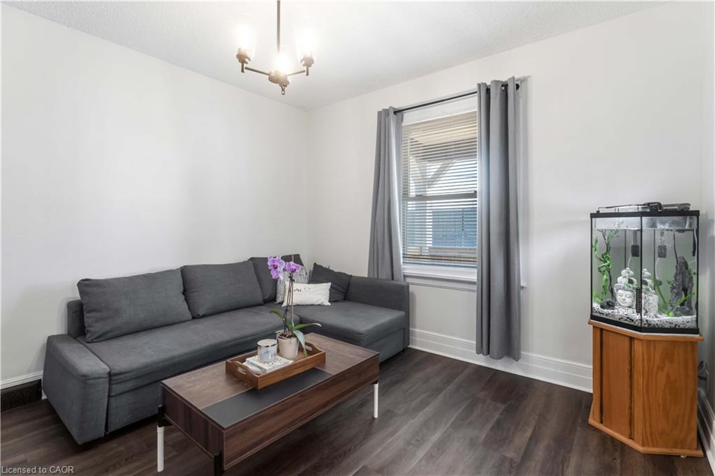 22 Bertram Street Property Photo 12