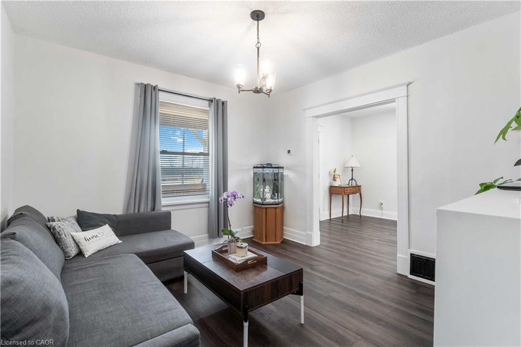 22 Bertram Street Property Photo 14