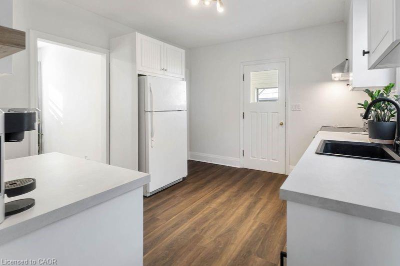 22 Bertram Street Property Photo 18