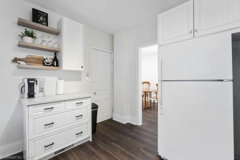 22 Bertram Street Property Photo 23