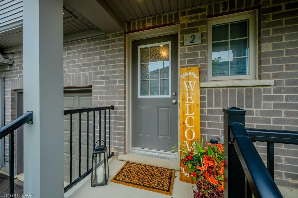 14-86 Erbsville Court Property Photo 2