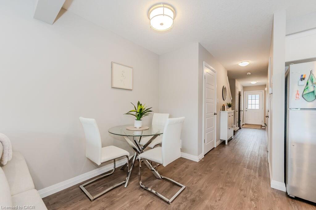 14-86 Erbsville Court Property Photo 6