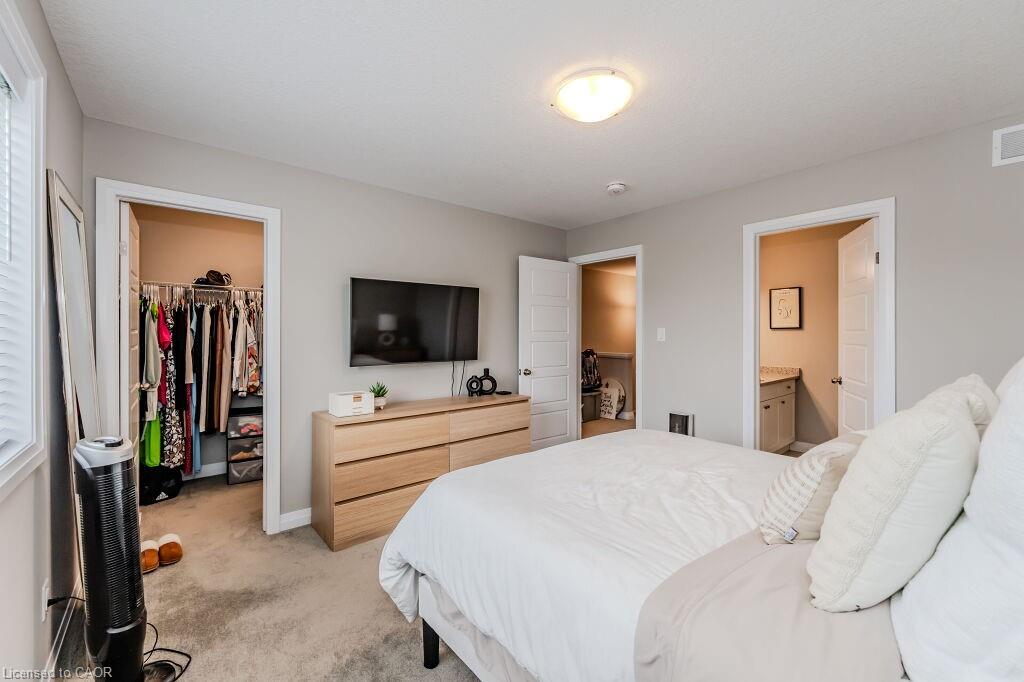 14-86 Erbsville Court Property Photo 18