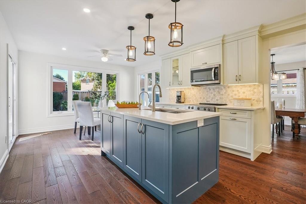 41 Steen Drive Property Photo 4