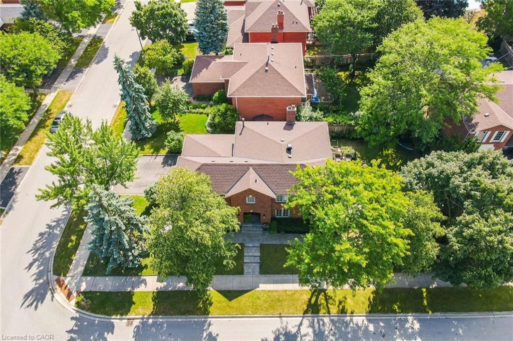 1436 Sprucewood Terrace Property Photo 6