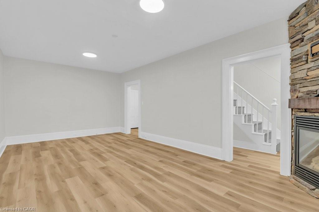 31 Bruce Street Property Photo 10