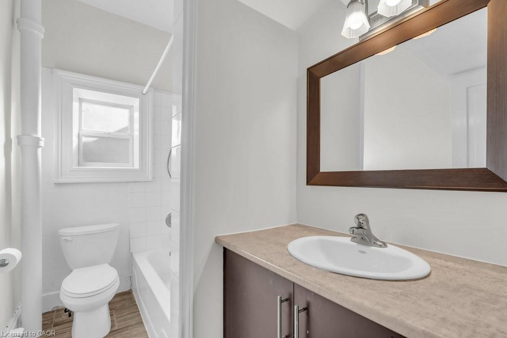 31 Bruce Street Property Photo 21