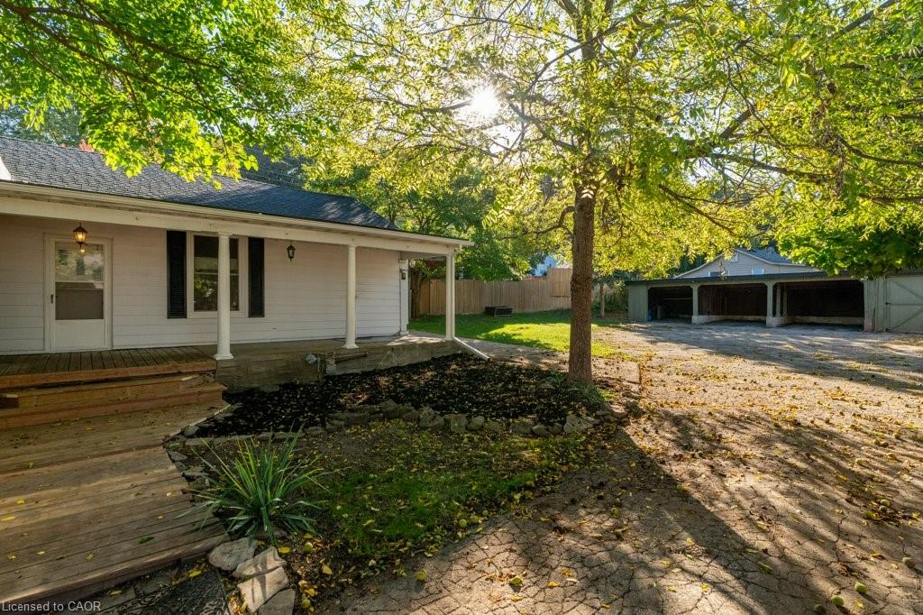 31 Bruce Street Property Photo 23