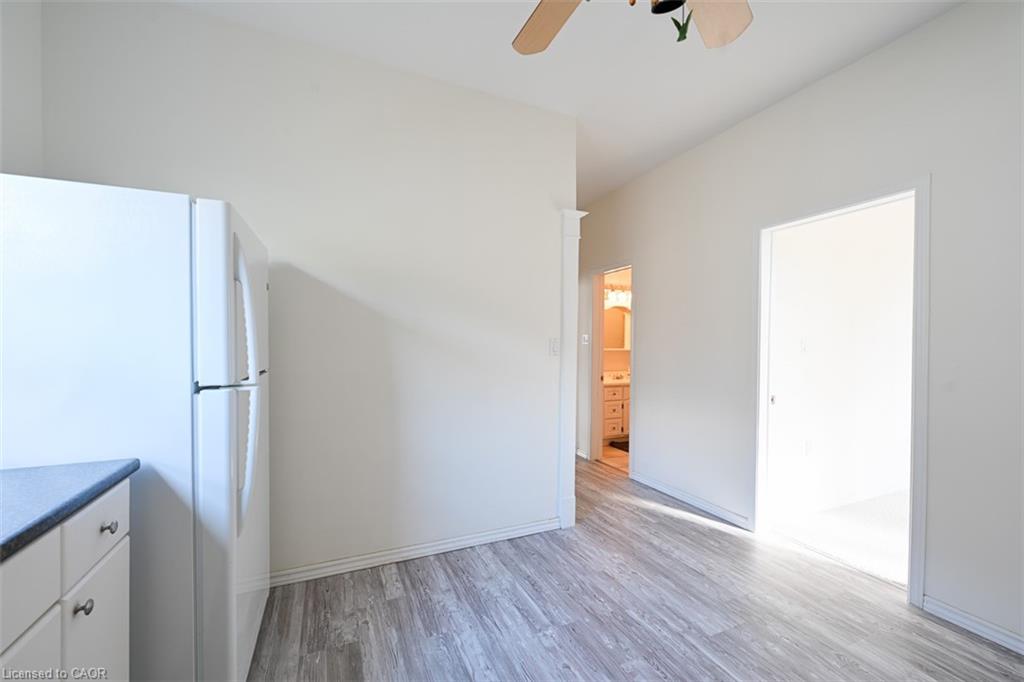 5768 Summer Street Property Photo 7