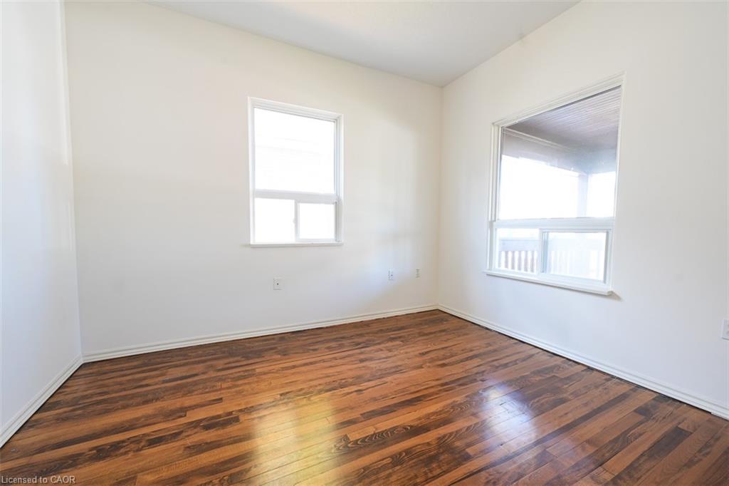 5768 Summer Street Property Photo 8