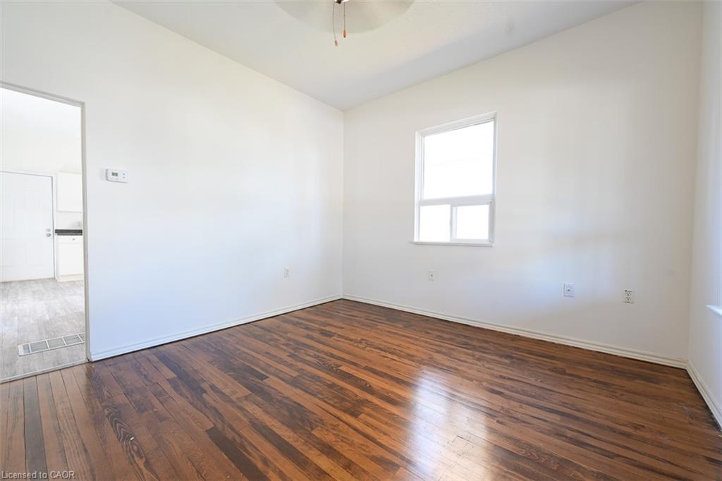 5768 Summer Street Property Photo 11