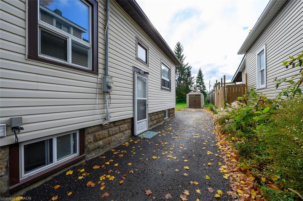 5768 Summer Street Property Photo 18