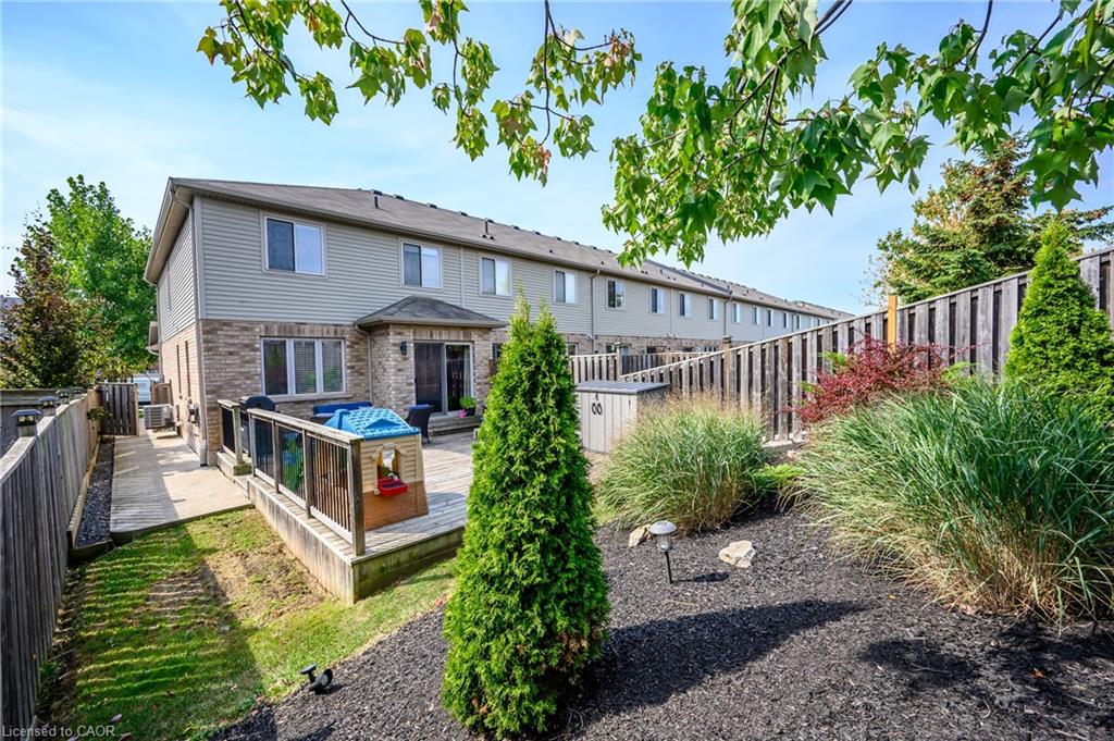 69 Escarpment Drive Property Photo 7