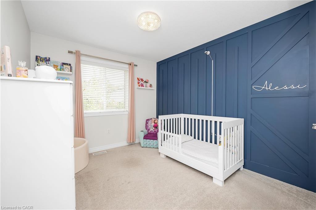 69 Escarpment Drive Property Photo 42